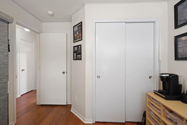 1202 Fairlane Sq, Channelview, TX 77530 - corridor featuring wood finished floors and baseboards