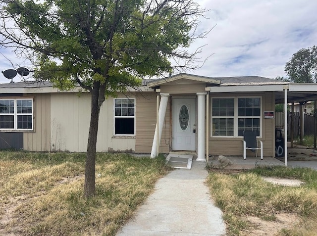 1208 Oak Ave, Odessa, TX 79763 - view of front of home