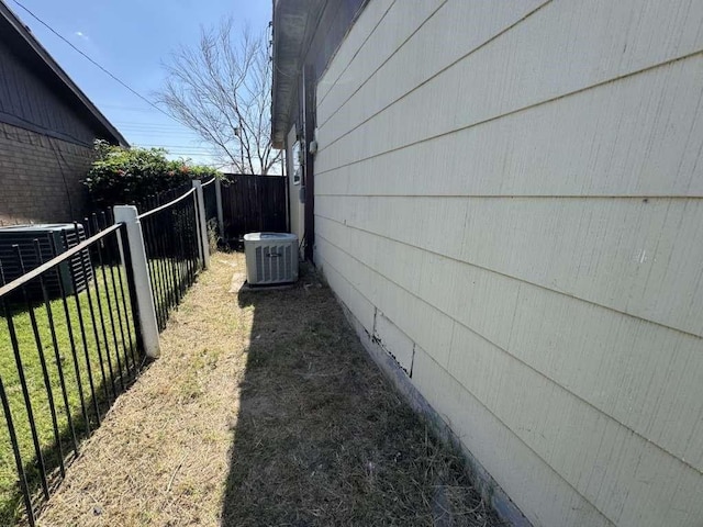 1208 Oak Ave, Odessa, TX 79763 - photo 6