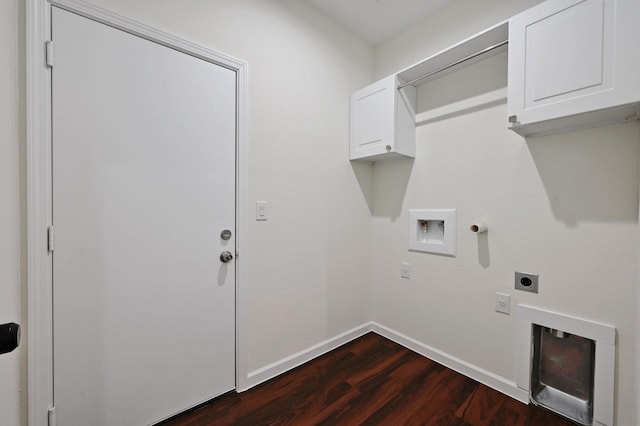 101 Callie St, Smithville, TX 78957 - laundry area featuring hookup for an electric dryer, cabinet space, dark wood-type flooring, washer hookup, and hookup for a gas dryer