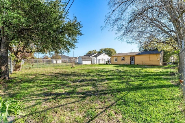 4637 Carmen St, Houston, TX 77051 - view of yard