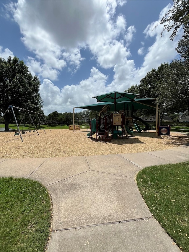 20607 Dademount Ct, Richmond, TX 77407 - view of community jungle gym