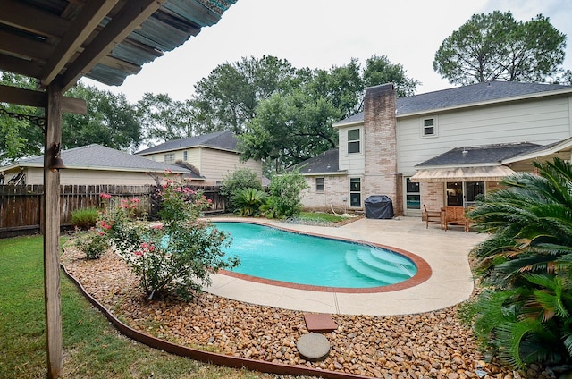 22410 Bucktrout Ln, Katy, TX 77449 - view of pool with a patio area and a fenced backyard