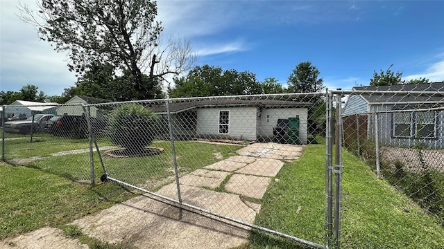 7338 Hurtgen Forest Rd, Houston, TX 77033 - back of house