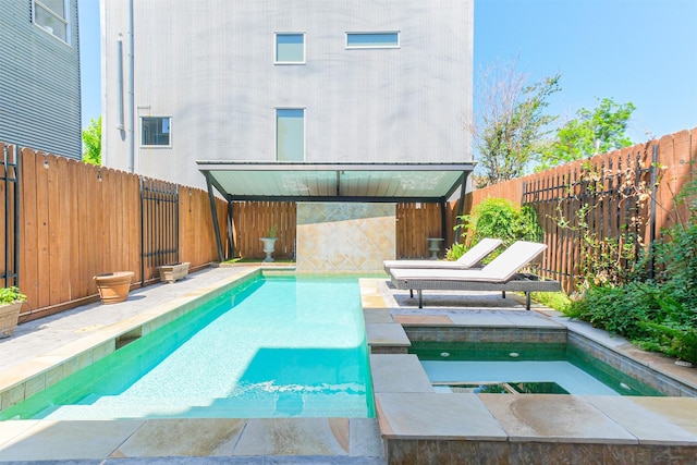 701 Asbury St, Houston, TX 77007 - view of swimming pool featuring a fenced backyard