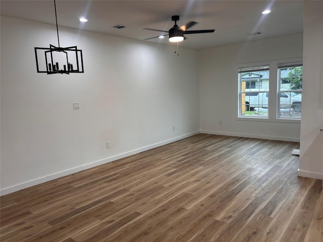 6206 Lyndhurst Dr, Houston, TX 77087 - unfurnished room with wood finished floors, a ceiling fan, and recessed lighting