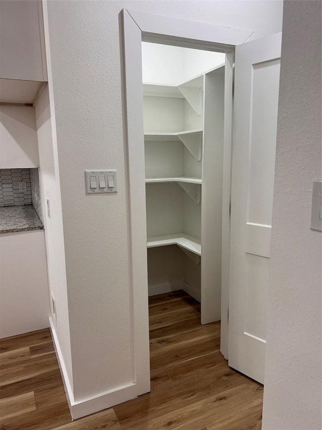 6206 Lyndhurst Dr, Houston, TX 77087 - view of storage area