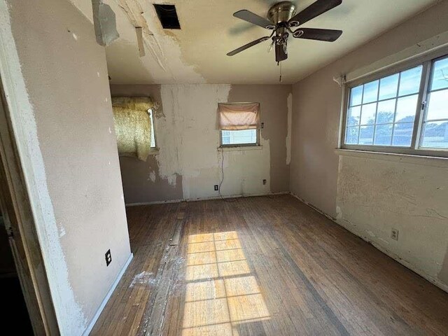 2014 Kokomo St, Plainview, TX 79072 - photo 6
