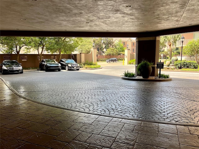 3525 Sage Rd Unit 1502, Houston, TX 77056 - view of garage
