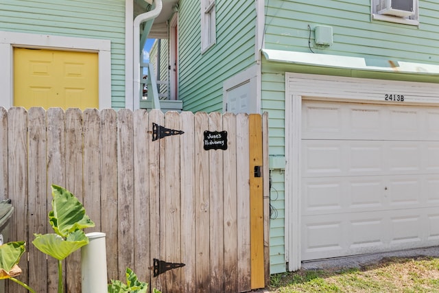 2413 34th St, Galveston, TX 77550 - exterior view