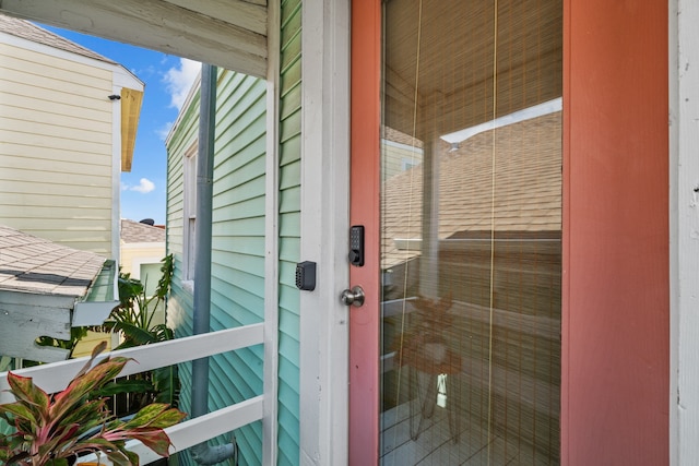 2413 34th St, Galveston, TX 77550 - entrance to property