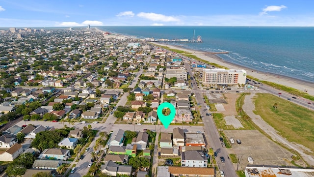 2413 34th St, Galveston, TX 77550 - view of property location with expansive beach