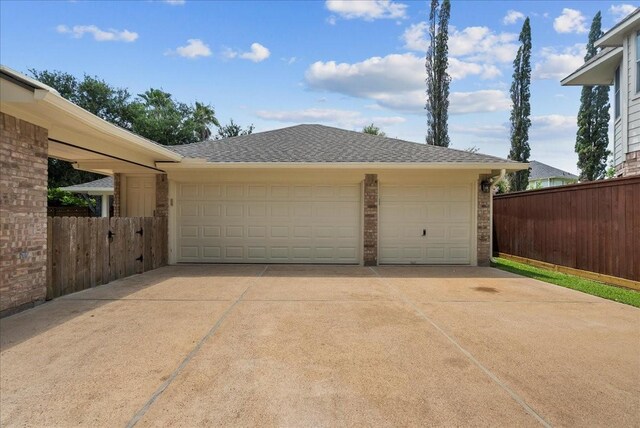 4303 Monarch Dr, Sugar Land, TX 77479 - photo 9