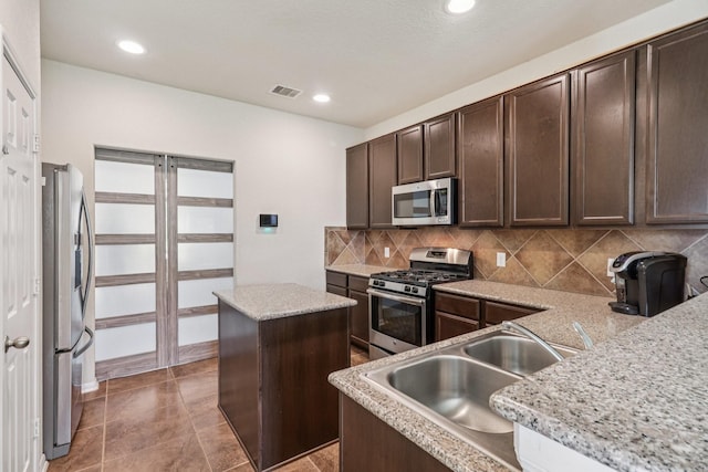 15214 Taos Creek Ct, Cypress, TX 77429 - photo 2