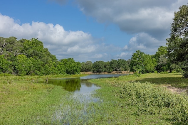 1561 County Road 154, Weimar, TX 78962