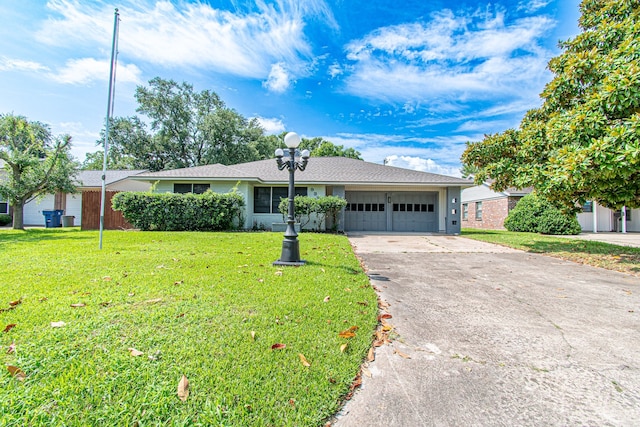 933 Mainland Dr, Texas City, TX 77590 - photo 1