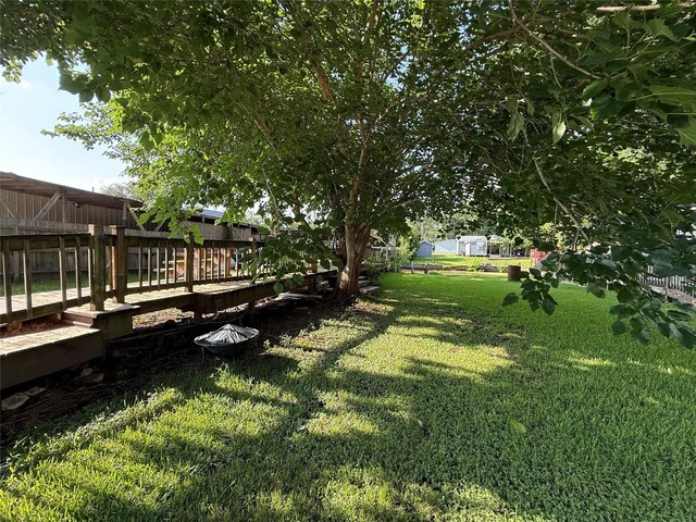 8998 Gladewood St, Willis, TX 77318