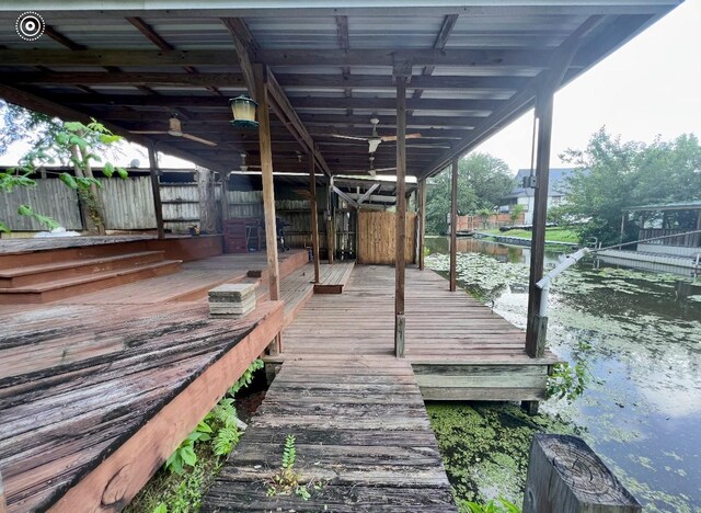 8998 Gladewood St, Willis, TX 77318