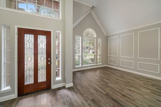 1123 Misty Lake Dr, Sugar Land, TX 77498 - foyer entrance with high vaulted ceiling and dark wood-style floors
