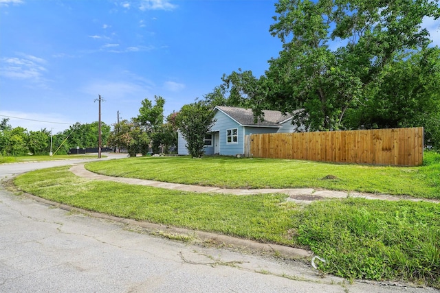 1615 Hiller St, Houston, TX 77015 - view of side of home