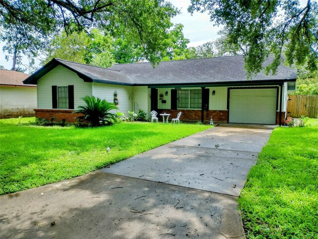 1500 Andrea Dr, Bay City, TX 77414 - photo 1