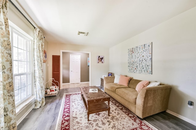 1721 Bowline Rd, Houston, TX 77062 - living area with plenty of natural light and wood finished floors