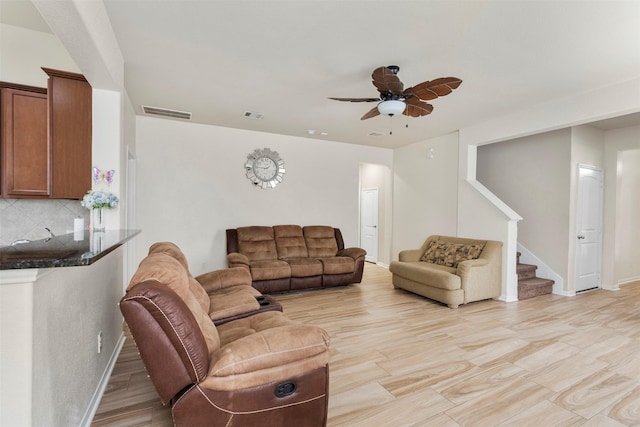 9412 Savannah Holly Dr, Houston, TX 77075 - photo 7