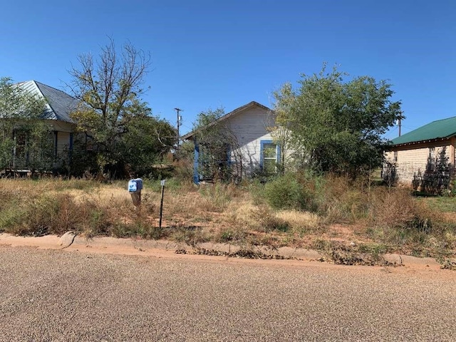 509 Keeler Ave, Spur, TX 79370 - photo 2