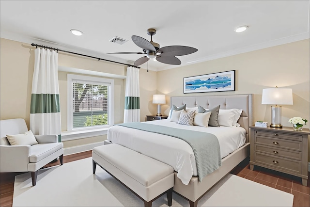8220 Wateka Cir, Houston, TX 77074 - bedroom featuring recessed lighting, ornamental molding, and ceiling fan