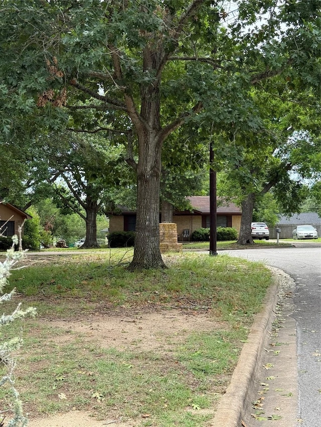 319 Johnson, Brenham, TX 77833