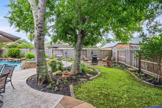 7914 Chianti Ct, Sugar Land, TX 77479 - fenced backyard with a patio area