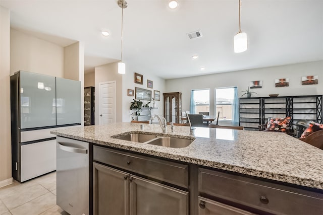 2501 Staplewood Springs Dr, Pearland, TX 77089