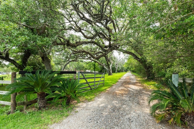 4821 County Road 288, Angleton, TX 77515 - photo 2