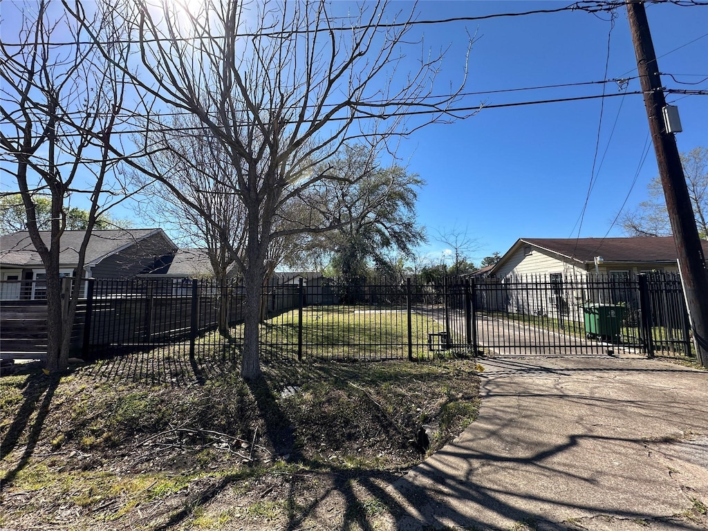 4309 Delhi St, Houston, TX 77022