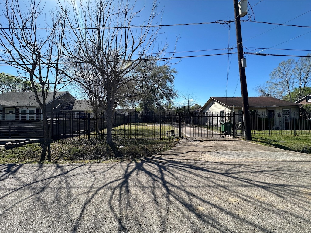 4309 Delhi St, Houston, TX 77022