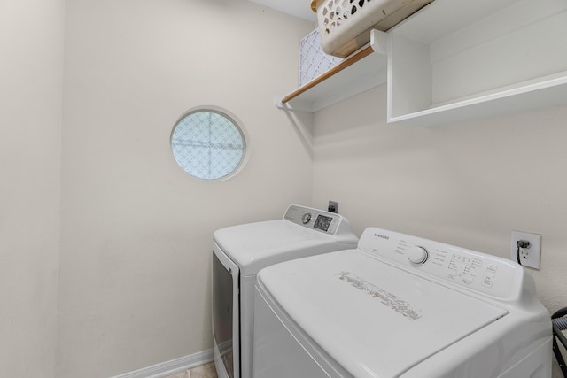 15215 Millers Run Ln, Sugar Land, TX 77498 - laundry area featuring independent washer and dryer and baseboards