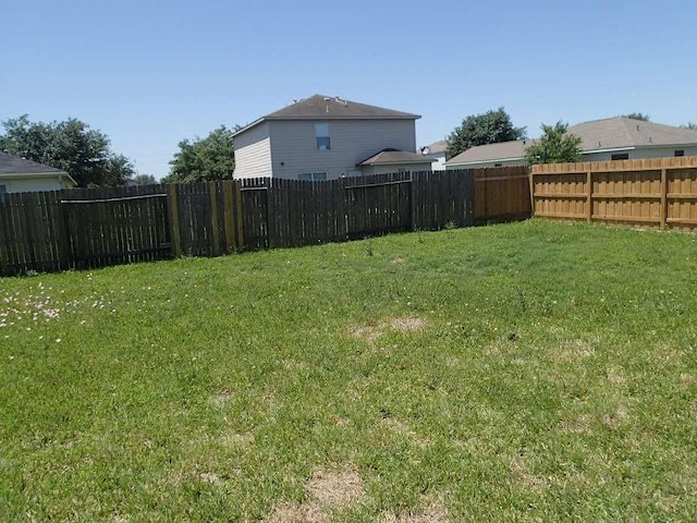 6906 Lost Timber Ln, Richmond, TX 77469 - view of fenced backyard