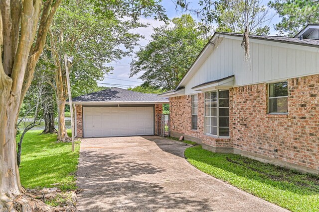 607 Brook Hollow Dr, Conroe, TX 77385 - photo 7