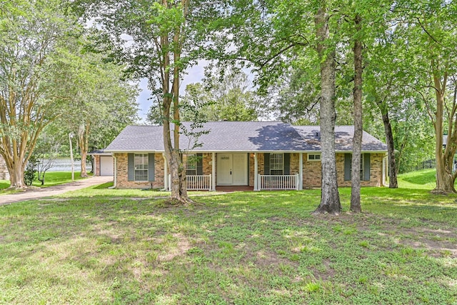 607 Brook Hollow Dr, Conroe, TX 77385 - photo 1