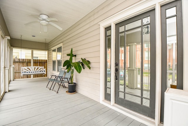 90 Dennis St, Houston, TX 77006 - sunroom / solarium featuring ceiling fan and healthy amount of natural light
