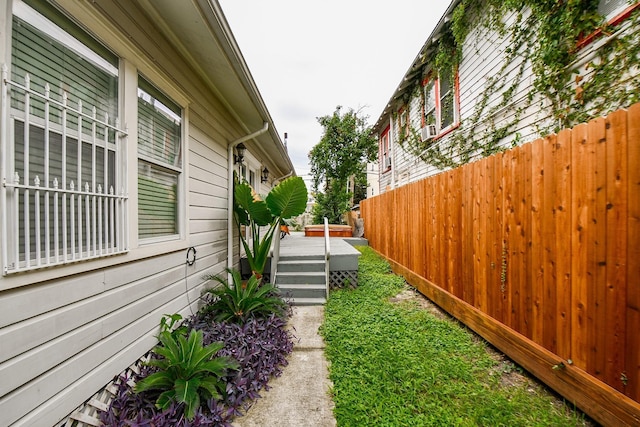 90 Dennis St, Houston, TX 77006 - view of yard with a deck