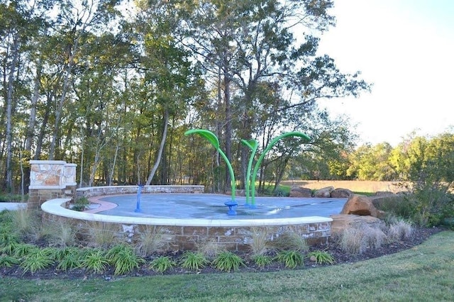 627 S Hyannis Port St, Crosby, TX 77532 - surrounding community