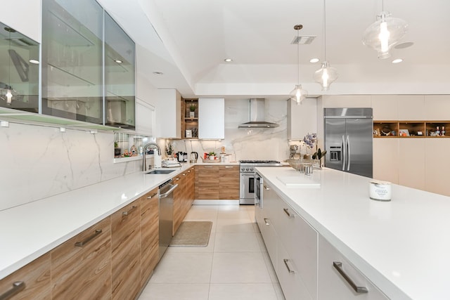 8911 Birdwood Ct, Houston, TX 77096 - kitchen featuring stainless steel appliances, modern cabinets, wall chimney exhaust hood, open shelves, and recessed lighting