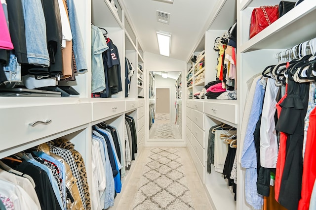 8911 Birdwood Ct, Houston, TX 77096 - view of walk in closet