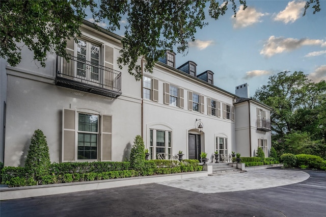 1069 Kirby Dr, Houston, TX 77019 - view of building exterior