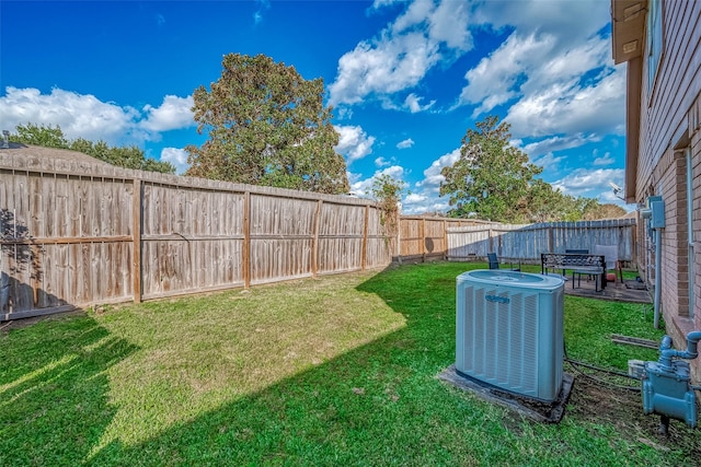 12230 Southmeadow Dr, Stafford, TX 77477 - view of fenced backyard