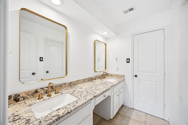 12414 Laneview Dr, Houston, TX 77070 - full bath featuring double vanity, recessed lighting, and tile patterned flooring