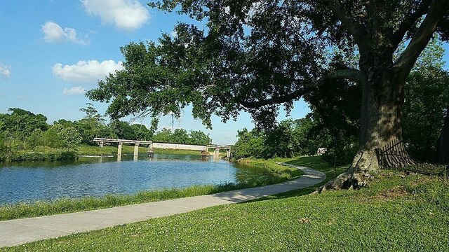 1836 Matamoras St, Houston, TX 77023 - photo 29