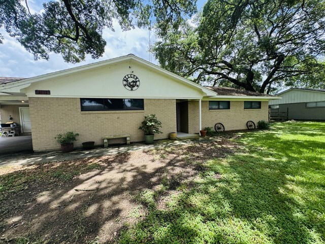4012 Hillcrest St, Liberty, TX 77575 - photo 3
