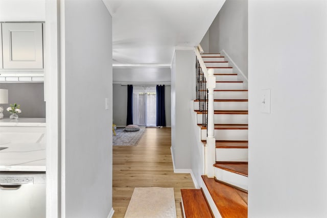 14333 Memorial Dr Unit 44, Houston, TX 77079 - stairway featuring wood finished floors and baseboards